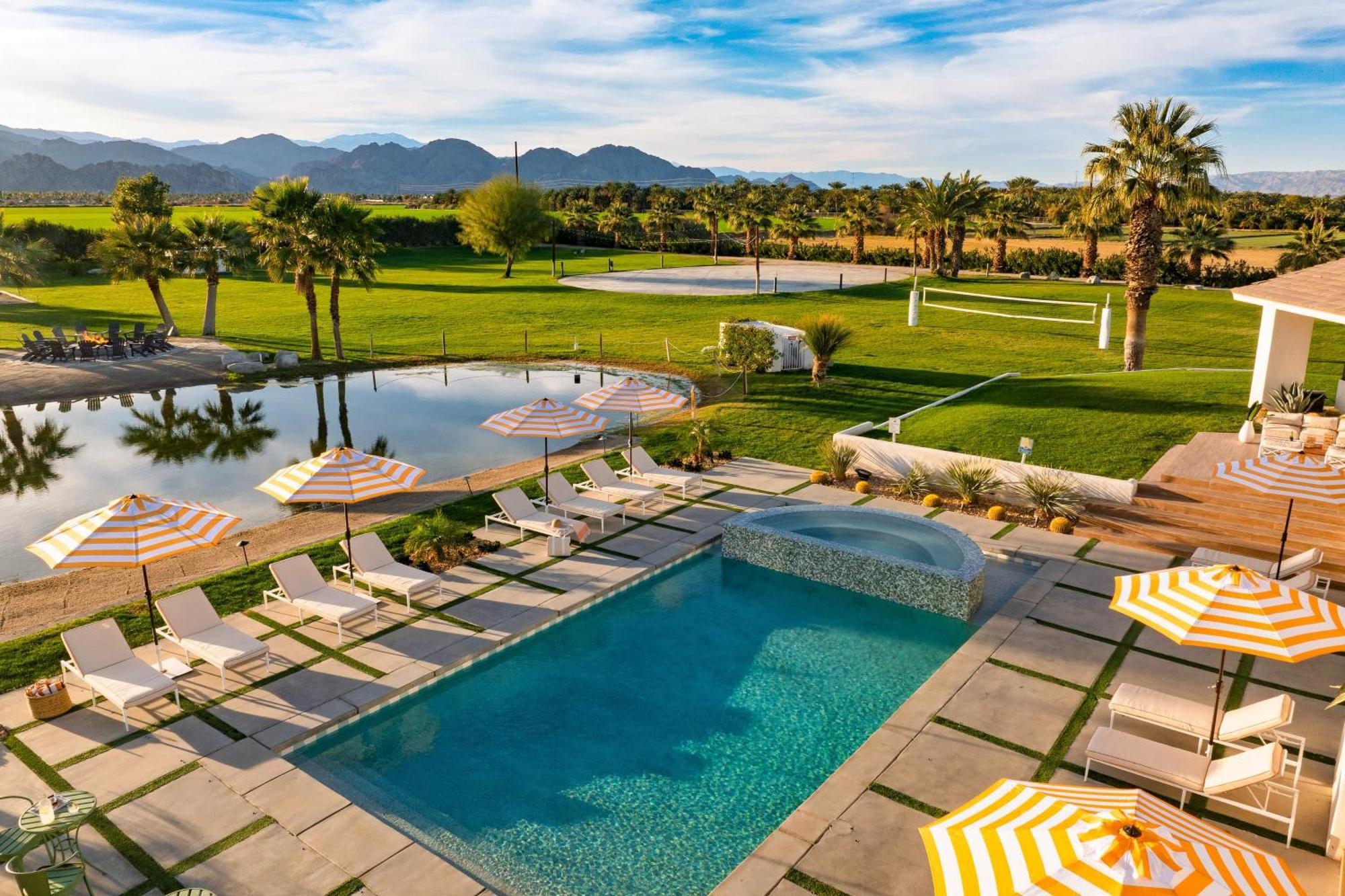 Buena Vista By Avantstay Massive Outdoor Oasis W Pool Spa Firepit La Quinta Exterior foto